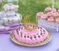Preview: Individueller Topper Kreis mit Name & Kreuz im Blumenkranz