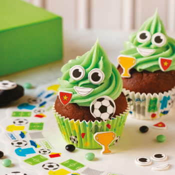 Preview: Fußball Zucker Dekor 24 Stück für Muffins