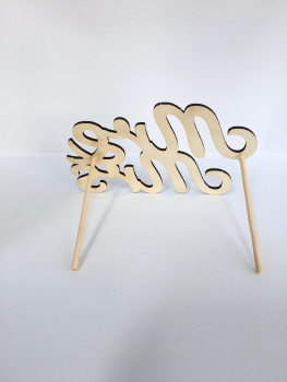 Preview: Tortenrand-Topper "Love" im Blumenkranz